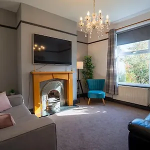 Spacious Town House Holiday home